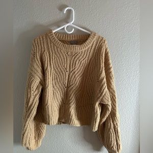 beige thick knitted cropped sweater